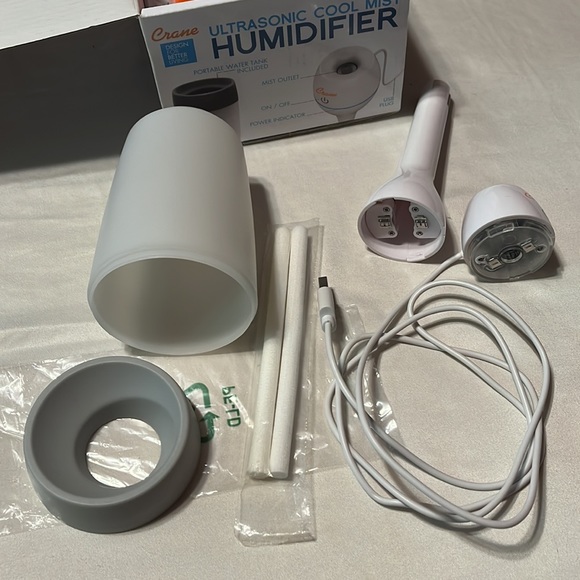 Mini Travel Humidifier - Picture 3 of 9
